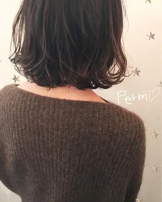 ミディアム パーマ 市川 千夏のヘアスタイル