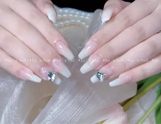 ネイル Luxe Nail Salonのネイルデザイン
