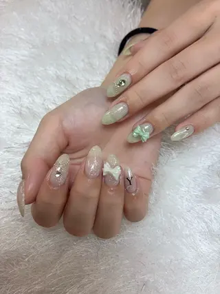 ネイル 佐藤 依娜のネイルデザイン