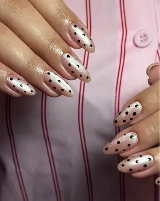 ネイル NiJi Nailsのネイルデザイン