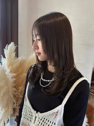 セミロング 艶感ベージュが得意♡ 田島千愛のヘアスタイル