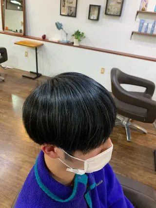 カラー 橋本 愛唯のヘアスタイル