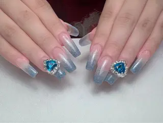 ネイル MEO NAIL 中野 研修ネイリストのネイルデザイン