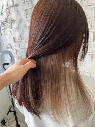 セミロング ハイライトカラー＆ ダブルカラー　田口のヘアスタイル