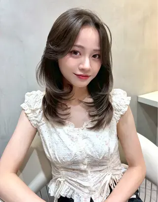 ミディアム カラー ヘアアレンジ 巻ける縮毛矯正/ 透明感/吉田光佑のヘアスタイル