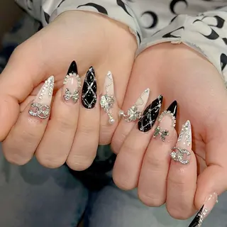 ネイル Lyna 池袋のネイルデザイン