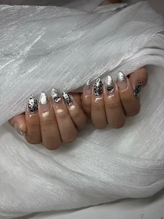ネイル ANELA mのネイルデザイン