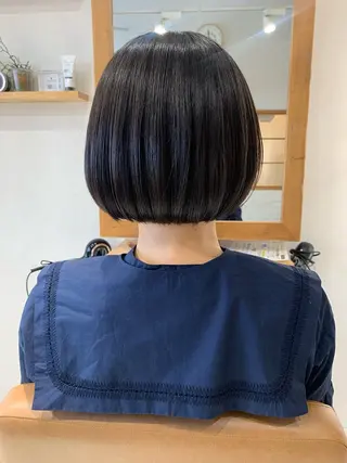 ショート 🩰淡色カラー／ 南ゆかり（女性のみ）のヘアスタイル