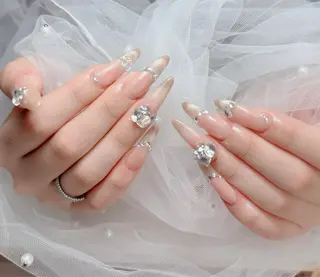 ネイル Lenie Nail Salonのネイルデザイン