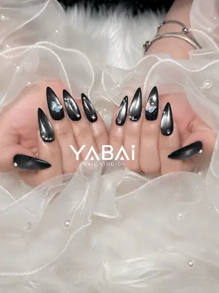 ネイル YABAI NAIL 本通店のネイルデザイン