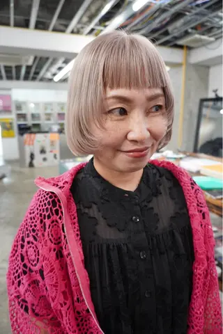 ショート カラー パーマ ヘアアレンジ デザインカラー/ボブ ブリーチカラー/ユリのヘアスタイル