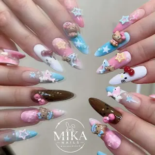 ネイル Genie Mika Nailsのネイルデザイン