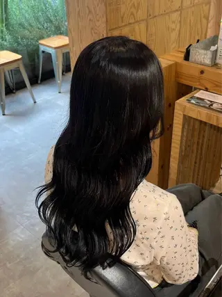 ロング カラー 小倉 麻奈のヘアスタイル