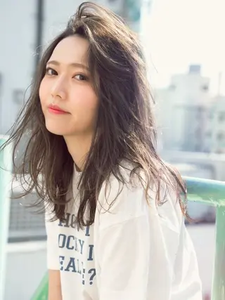 セミロング 🌟髪質改善と艶 ✨相場つかさのヘアスタイル