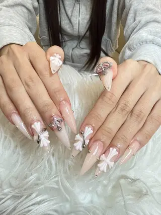 ネイル ANH NAIL ゴテゴテ専門店💎のネイルデザイン