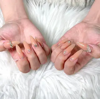 ネイル Lee Nailsのネイルデザイン