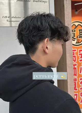 ショート パーマ メンズ レイヤーカット🌈 透明感カラー🌷ユリのヘアスタイル