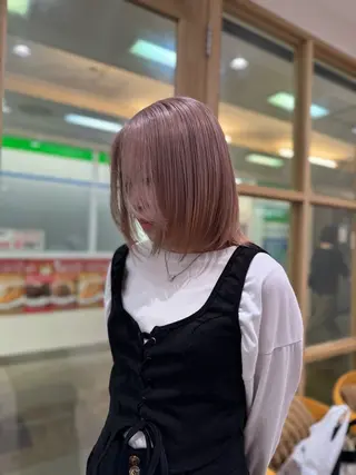 ショート カラー 💛ブリーチカラー /ブリーチ縮毛💛のヘアスタイル