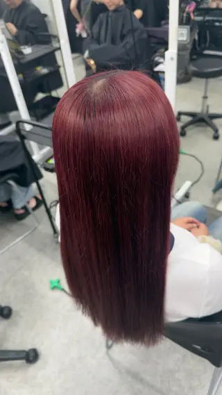ロング 透明感×ワインレッド 🍒𝐘𝐮𝐤𝐚のヘアスタイル