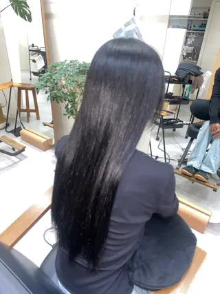 ロング カラー JURI /HUIのヘアスタイル