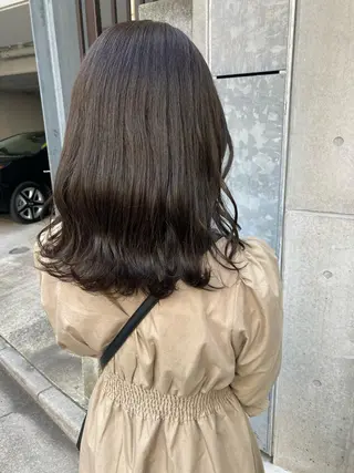 ミディアム ✨色持ちの良い艶 カラー✨蟹江真世のヘアスタイル