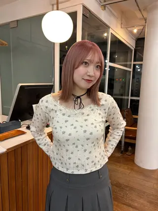 ショート かがやしづ ⭐️ベージュのヘアスタイル