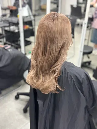カラー naami🖤暖色× ハイトーン🎀のヘアスタイル