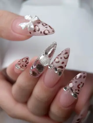 ネイル Lyna 池袋のネイルデザイン