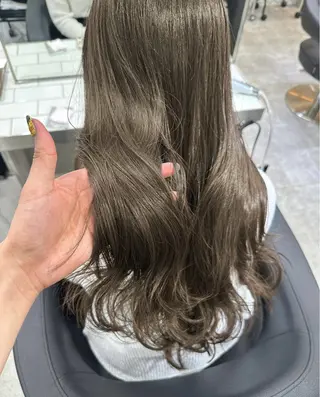 ロング カラー ミディアムレイヤー 添田晃基のヘアスタイル