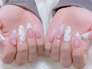 ネイル 🎀ネイルサロン エクラYUI🎀のネイルデザイン