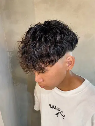 ショート パーマ メンズ ツイスパ特化 石川 歳也のヘアスタイル