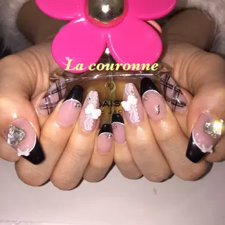 ネイル Lacouronne NATSUMIのネイルデザイン