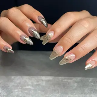 ネイル with hues AYAのネイルデザイン