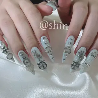 ネイル Queens ゲンのネイルデザイン