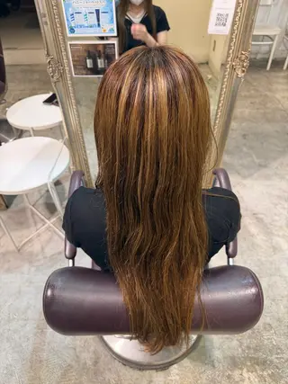 ロング ユ ウカのヘアスタイル