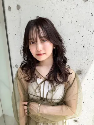 ロング 榎本 雪来のヘアスタイル