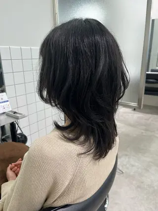 ミディアム 梅田茶屋町ヘッドスパ ＆艶カラー　りほのヘアスタイル