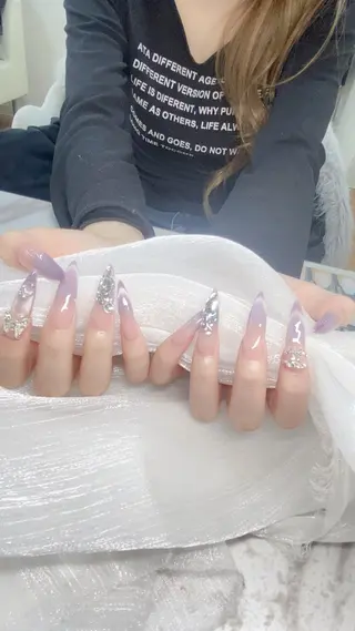 ネイル Rei _Nail 新宿のネイルデザイン