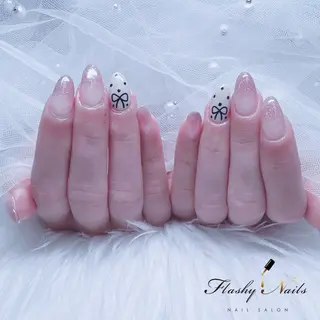 ネイル Flashy Nailsのマツエク・マツパデザイン