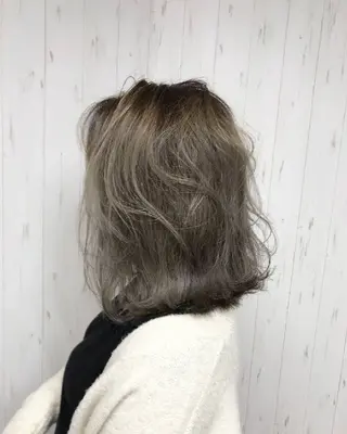 ミディアム AN'TIA小作 noiのヘアスタイル