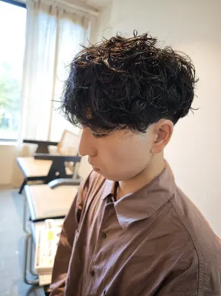 ミディアム パーマ メンズ 怪我の為1ヶ月程 お休みします🙇のヘアスタイル