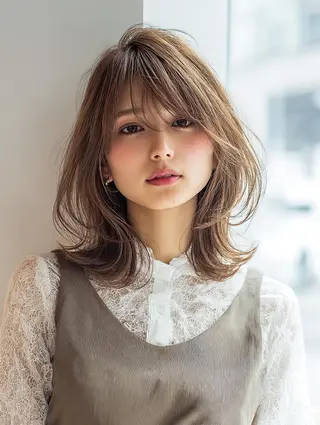 セミロング 艶髪診断で絶対綺麗✨ お悩み解決✨京谷宥✨のヘアスタイル