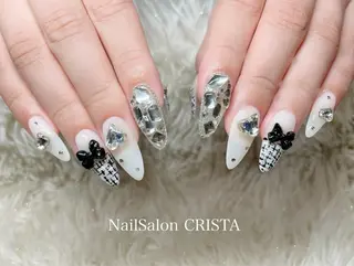ネイル 🤍CRISTA yui🤍のネイルデザイン