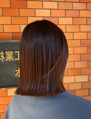 ショート カラー パーマ ウチカド エリナのヘアスタイル