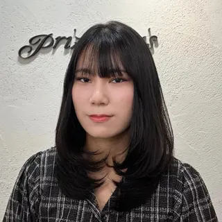 セミロング カラー 🪽レイヤーカット/ 韓国ヘア🦋hinaのヘアスタイル
