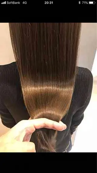ロング 吉川 夏海のヘアスタイル