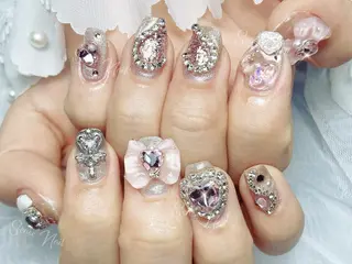 ネイル Queening 🦋のネイルデザイン