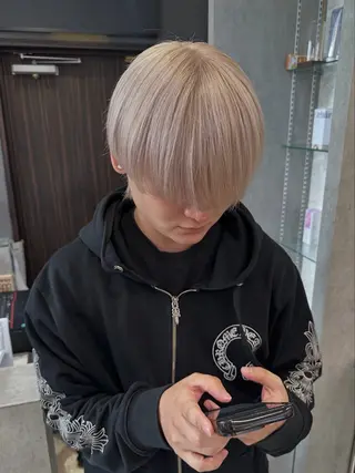 ミディアム カラー 天神暖色カラー レイヤー・髪質改善のヘアスタイル
