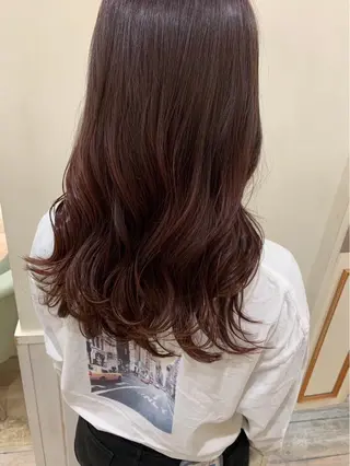 セミロング 市川 希星のヘアスタイル
