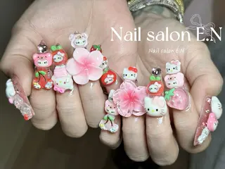 ネイル E.N🦋 長さ出し/持ち込みのネイルデザイン